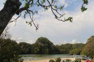 Cerita Seru Liburan ke Gunung Bromo & Pulau Sempu