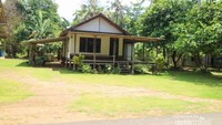 Rumah panggung di Kampung Bugis, Pulau Karimunjawa