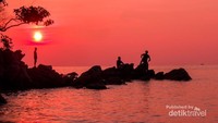 Sunset di Pantai Ujung Gelam, Pulau Karimunjawa