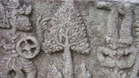 Sebuah relief di candi..