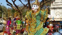 Boneka raja
