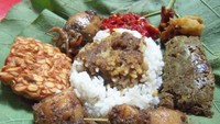Nasi Jamblang dengan aneka lauk