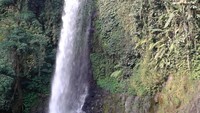 Coban Jahe dari sisi kanan