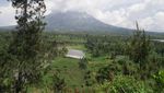 Cukup Satu Tempat Ini Untuk Melihat 5 Gunung di Jawa