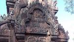 Cuma di Kamboja, Ada Candi Berwarna Pink