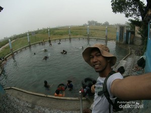Cuma di Tarutung! Bisa Berendam di Kolam Air Soda