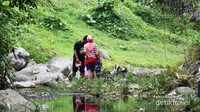 Jalan menuju lokasi Curug Belot di Baturraden