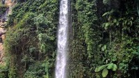 Curug bubrug dari dekat. indah mempesona