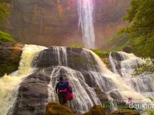 Curug Cikanteh Untuk Libur Long Weekend di Sukabumi