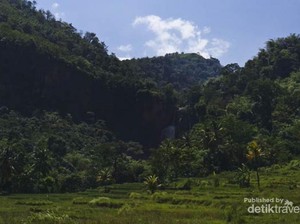 Curug Cimarinjung, Serasa Kembali ke Zaman Purba