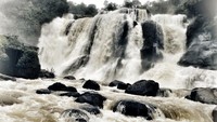 Pemandangan Curug Malela