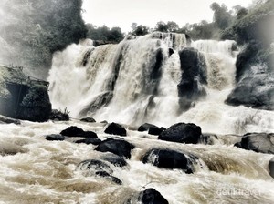 Curug Malela yang Gahar dan Indah