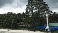 Pantai Liang, Maluku