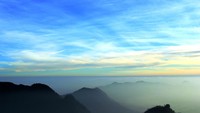 Rangkaian perbukitan lukisan alam yang menawan