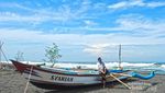 Damainya Pantai Kuwaru di Bantul, Yogyakarta