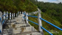 Tangga dari dasar Danau Galunggung