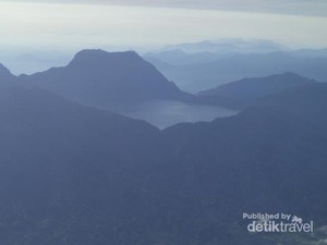 Danau Kaldera di Jambi Ini Tertinggi di Asia Tenggara