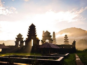 Danau Tamblingan, Potret Bali dalam Spiritualitas