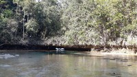 Gua menuju laut Lepas, Difoto dari Danau Tobelo.