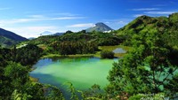Telaga Warna Dieng