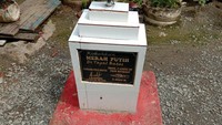 Tugu Patok tiga