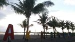 Dari Makassar, Berpasir Hitam Namun Sunsetnya Ciamik