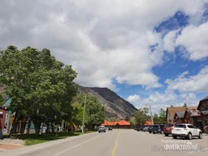 Dari Waterton Sampai Calgary, Kanada Indah Luar Biasa