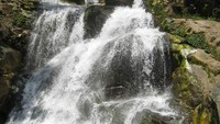 Air terjun Lhong
