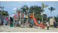 Playground Taman Pemuda Pratama