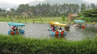 Fun boat, salah satu jenis permainan (deranchlembang.com)