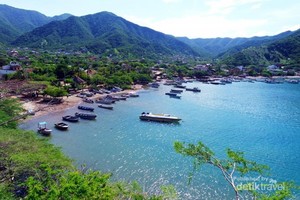 Desa Cantik di Pinggir Laut Karibia