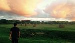 Desa di Inggris Ini Punya Stonehenge Mini & Bunker Rahasia