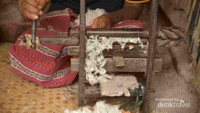 Memproduksi kapas