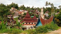 Nagari Tuo Pariangan : Desa kuno tempat asal muasal masyarakat Minangkabau.