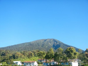 Desa yang Cantik di Kaki Gunung Dempo