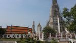 Destinasi Wajib Saat ke Bangkok, Berkunjung ke Wat Arun