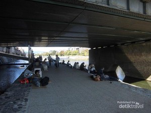 Di Jepang, Kolong Jembatan Saja Jadi Tempat Wisata