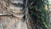 Jalur naik pantai atuh