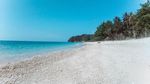 Di Pantai Desa Ini, Ada Kisah Batu Giok Berkekuatan Magis