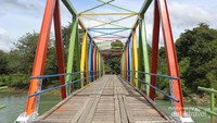 Jembatan di sekitar lokasi Sungai Jalin