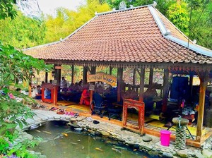 Di Yogya Kamu Bisa Ngopi Sambil Main Air