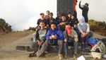 Dibuat Membisu Oleh Pemandangan di Gunung Lawu
