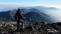 Mahameru 3.676 Mdpl
