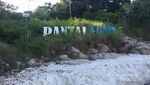 Dimanja Pasir Putih di Pantai Abadi di Bolmong