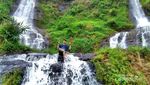 Dua Air Terjun Sejajar di Jawa Tengah, Cakep Juga!