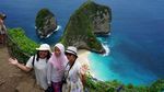 Dua Jempol untuk Keindahan Pantai Kelingking