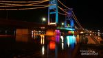 Dua Permata dari Palembang: Pempek & Jembatan Ampera