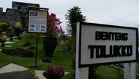 Benteng tolukko merupakan objek wisata yang tidak boleh dilewatkan di Ternate