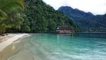 Eksotisme Pantai Ora, Surga dari Maluku