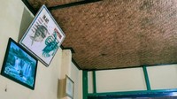 Restoran seafood di sekitar pantai